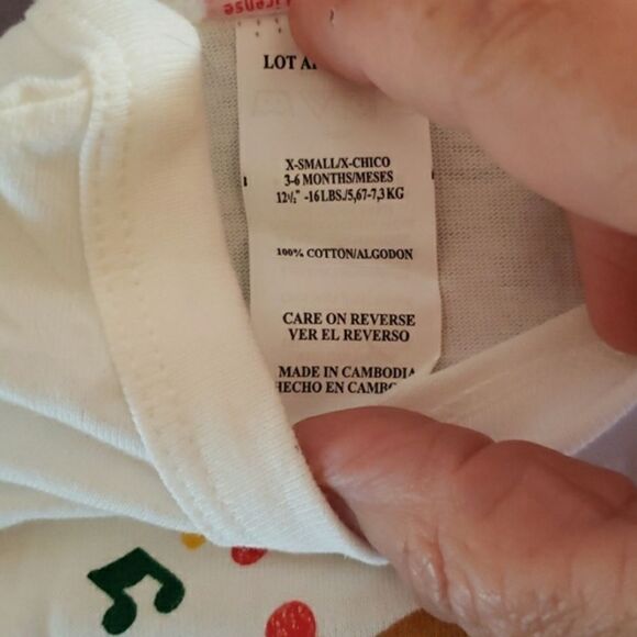 NWT Infant Rudolph the Red Nosed Reindeer T-Shirt & Plush Gift Set Sz 3-6 Mos - Picture 8 of 9